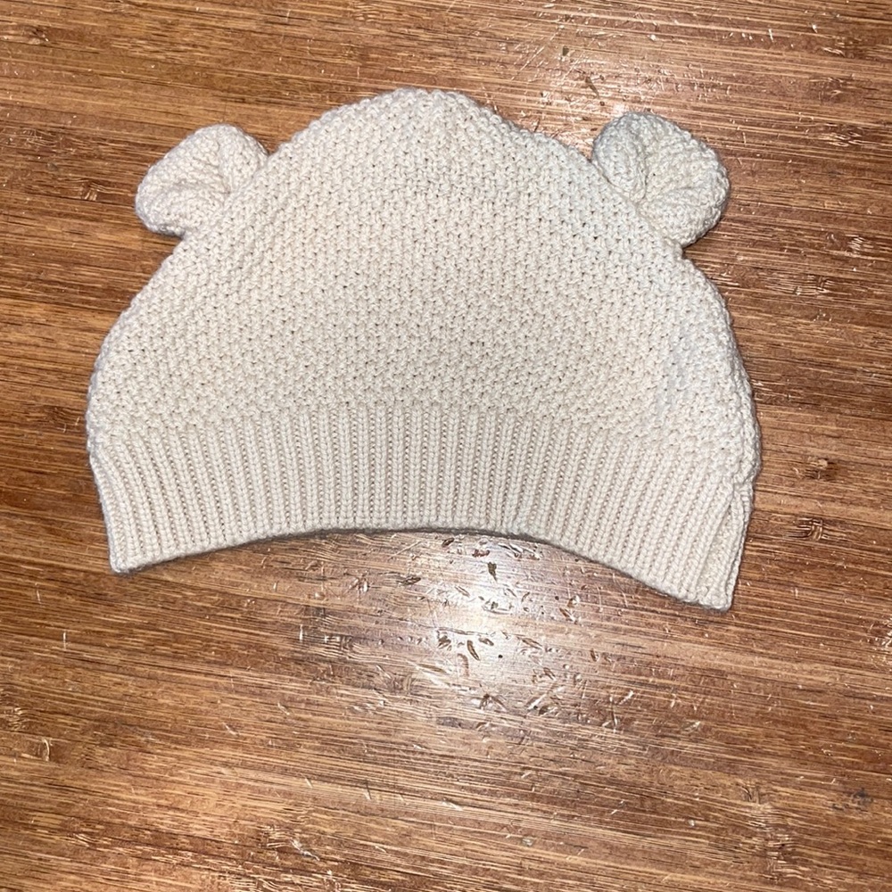 Knit baby bear 🐻 hat